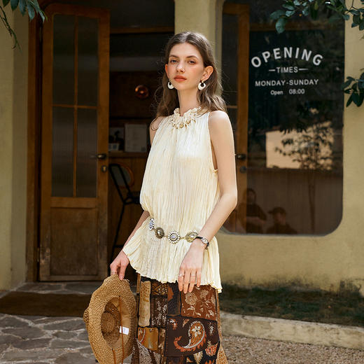 OLrain欧芮儿无袖花瓣领度假风上衣女夏季2025新款宽松显瘦背心 商品图3