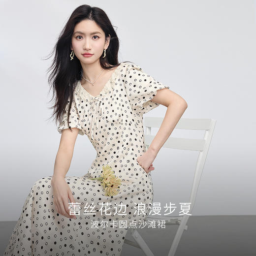 熙世界法式高级感波点连衣裙女夏气质浪漫蕾丝花边V领度假长裙子 商品图1