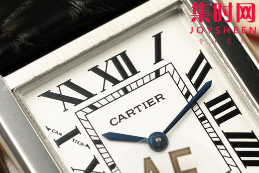 卡地亚Tank AF坦克系列 小号 女士石英腕表
【表壳】表盘尺寸：小号29.5mm*22mm 商品图3