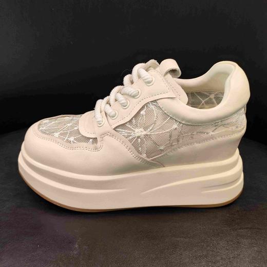 LFGJ凌介女鞋  18804  时尚内增高休闲鞋 商品图1