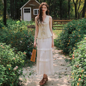 OLrain欧芮儿法式V领小衫夏季2025新款甜美纯欲蕾丝拼接系带背心