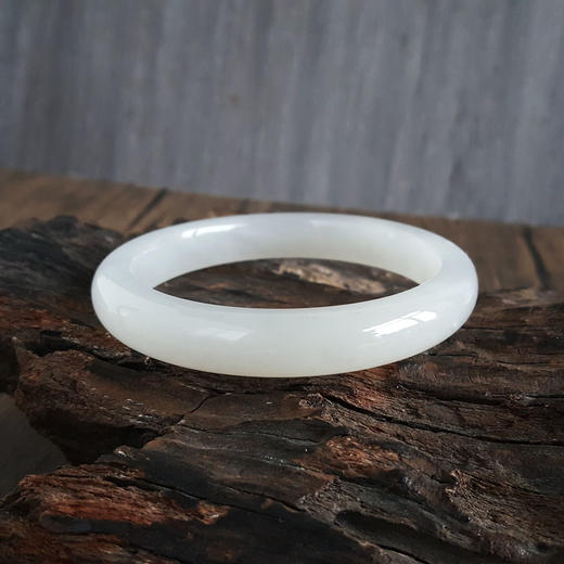 【天然正品】天然无杂裂青海藕粉料60号和田玉手镯60.2MM女士现售价：2880！080425AH50 商品图5