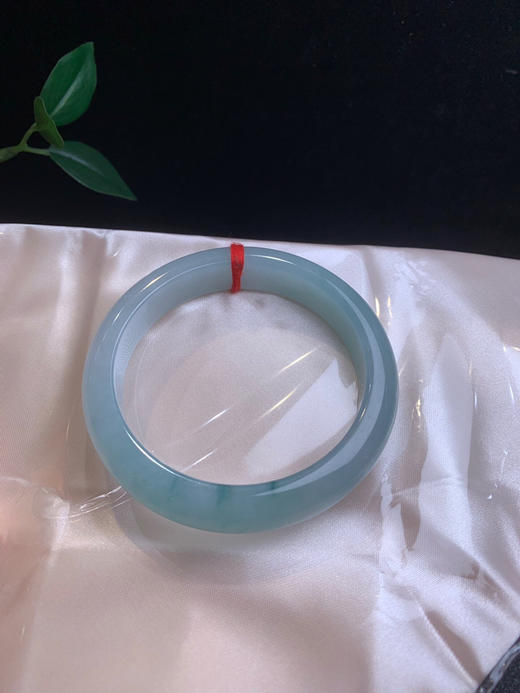 620098，58冰飘花手镯，很清新秀气，带底色，飘一抹清新蓝花 商品图4