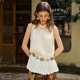 OLrain欧芮儿无袖花瓣领度假风上衣女夏季2025新款宽松显瘦背心