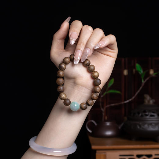 XY0319沉香+翡翠南红手串 商品图2