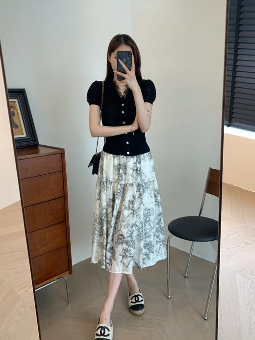 法式气质温柔天丝亚麻亲肤V领蕾丝边沙漏显瘦麻衫 商品图8