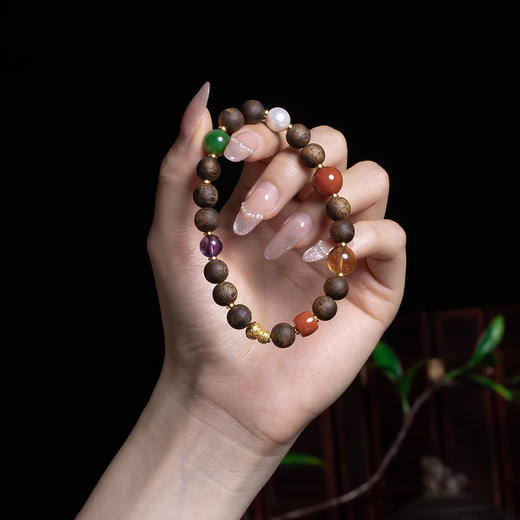 XY0378沉香+南红碧玉水晶多宝手串 商品图1