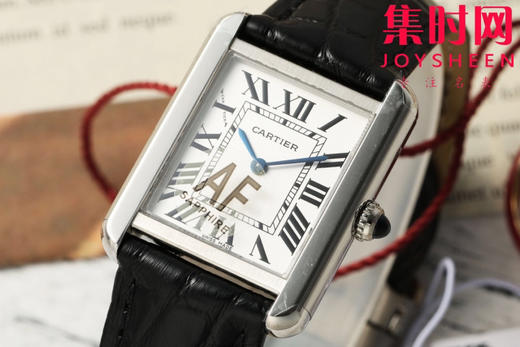 卡地亚Tank AF坦克系列 小号 女士石英腕表
【表壳】表盘尺寸：小号29.5mm*22mm 商品图2