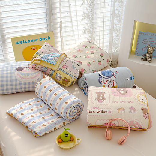 【A类品质，特价1.5*2米】【两件起拍，一件不发货】119元/2条 出口韩国一体机洗 A类皱皱纱 印花夏被 加入购物车2条一起结算119元 商品图0