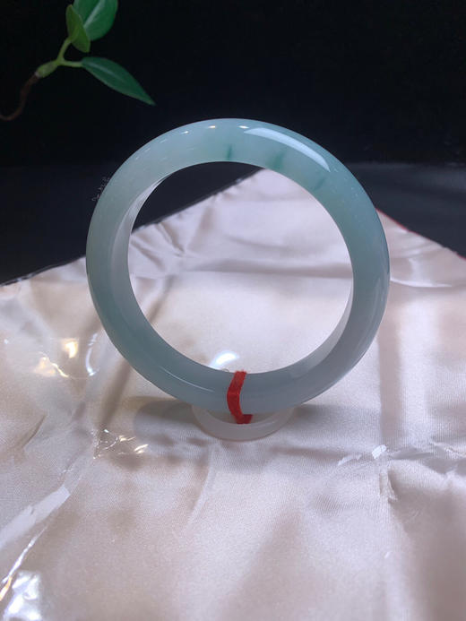 620098，58冰飘花手镯，很清新秀气，带底色，飘一抹清新蓝花 商品图3