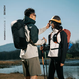 奥尼捷徒步背包22升大容量男女户外露营登山徒步包轻量化旅行双肩包