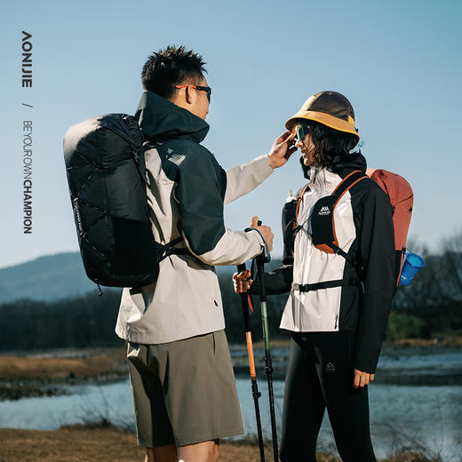 奥尼捷徒步背包22升大容量男女户外露营登山徒步包轻量化旅行双肩包 商品图0