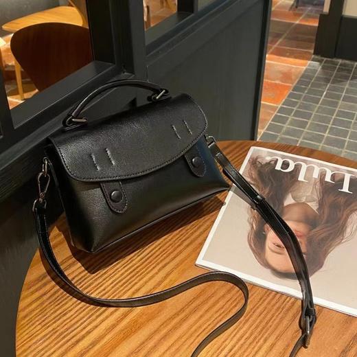 【预售3天】小众轻奢包包女2025新款高级感韩系百搭单肩手提剑桥包YM71032 商品图4