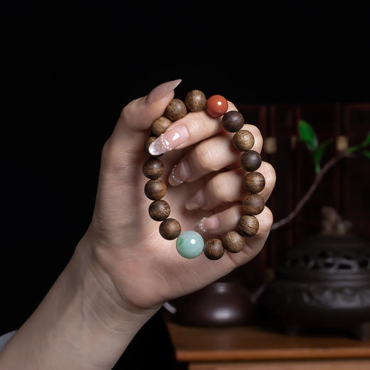 XY0319沉香+翡翠南红手串 商品图1