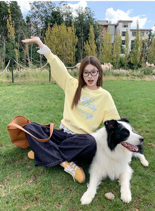 <曾小咸推荐> 加绒蕾丝拼接卫衣 商品图5