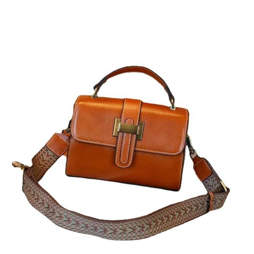 【预售3天】包包女小方包2025新款斜挎腋下包复古女包轻奢单肩包小包YM9240 商品图4