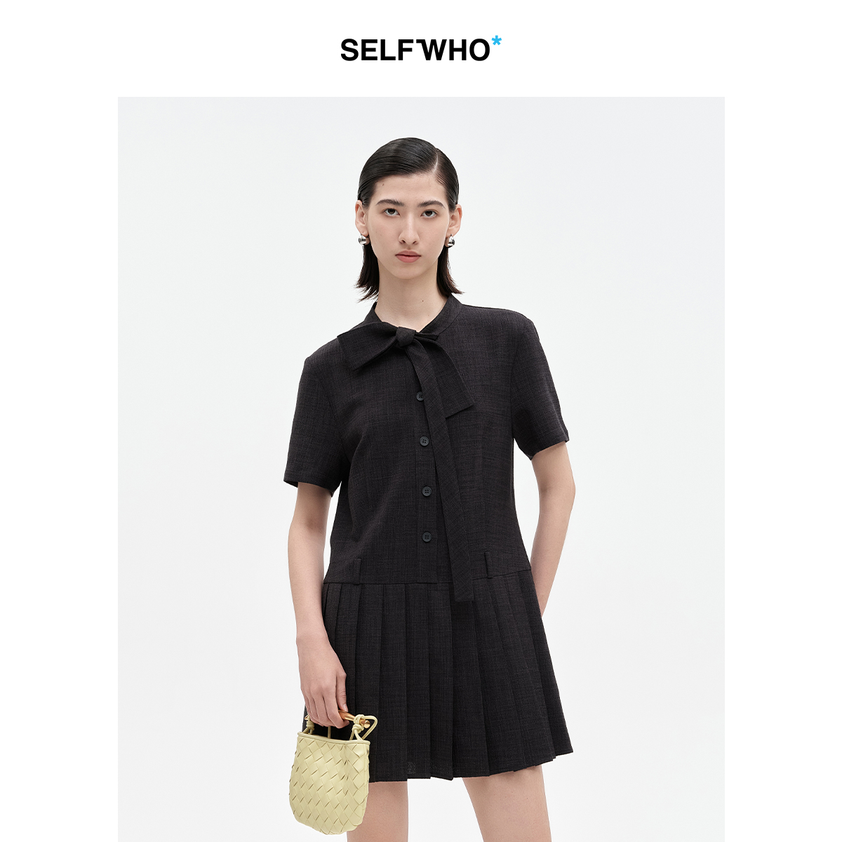 SELFWHO仿麻感深灰色小个子连衣裙女夏季新款优雅拼接百褶A字裙子