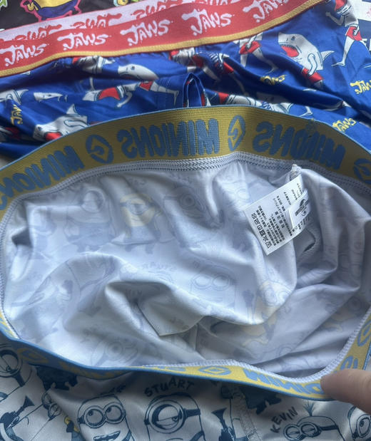 全新正品日本环球影城小黄人蜘蛛侠等快干冰丝弹力平角裤男士短裤

尺码M适合120-140斤 L适合140-160斤
特价💰79四条包邮，颜色随机
贴身衣物无质量问题不退换 商品图4