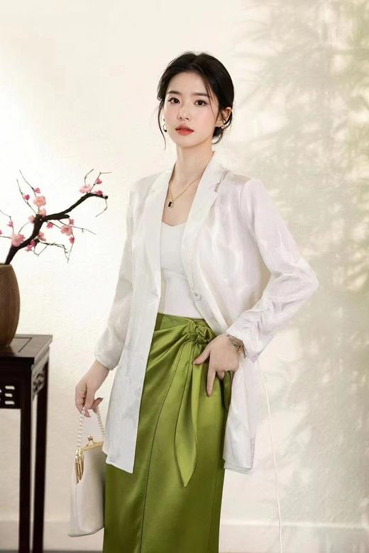 ELLA JADE 气质白色提花褶皱袖设计款外套 20336 商品图1