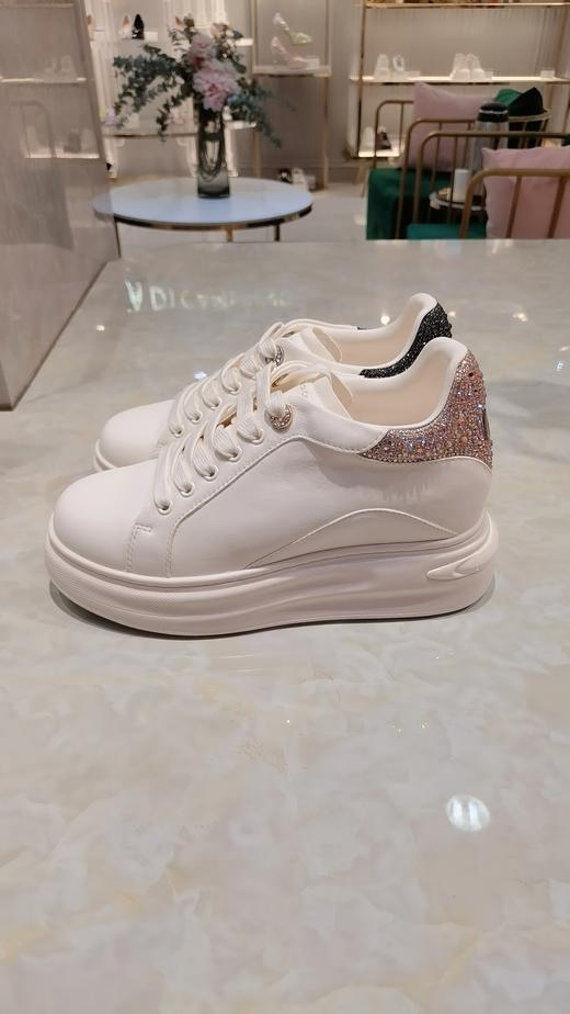 【云粉节】 【9折】BF楼诺贝达25年时尚运动鞋RCL255913吊牌价2280 商品图1