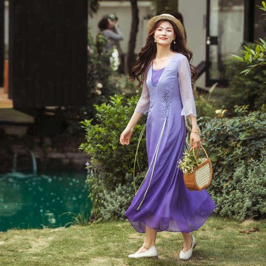 【林栖设计小店】（少量现货）【林栖推荐】2025年春夏新品紫色渐变连衣裙绣花长裙女N1952431 商品图1