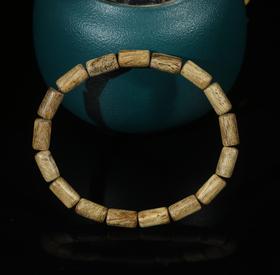 BC.AOF5.29-2  达拉干(桶珠) ，3.43g