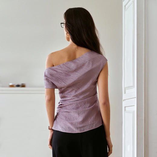 OLrain欧芮儿紫色斜肩法式衬衫女夏季2025新款修身不规则百搭上衣 商品图3