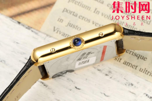 卡地亚Tank AF坦克系列 小号 女士石英腕表
【表壳】表盘尺寸：小号29.5mm*22mm 商品图7