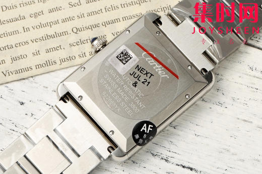 卡地亚Tank AF坦克系列 大号 男士机械腕表
【表壳】表盘尺寸：大号40.85mm*31mm 商品图7