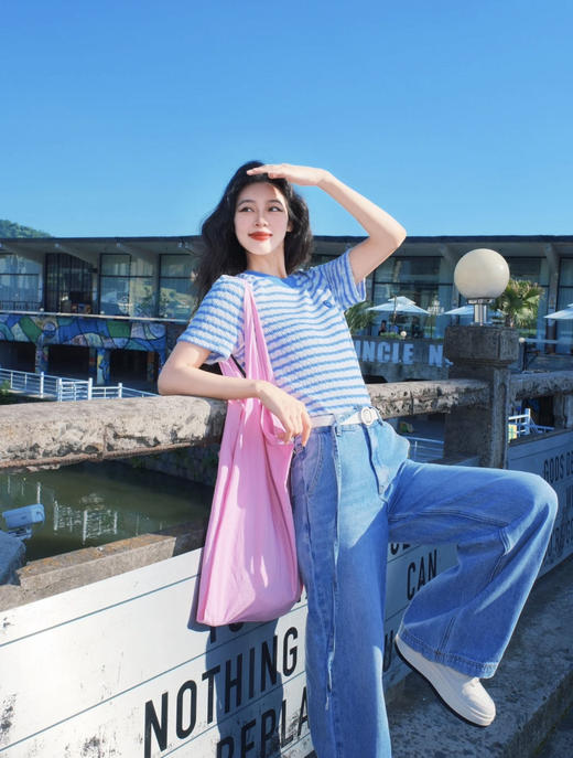 清凉冰激凌法式肌理感笑脸刺绣短袖上衣T恤 商品图0