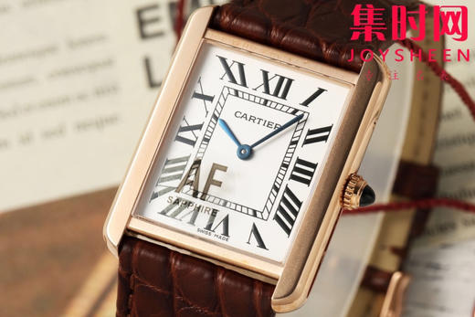 卡地亚Tank AF坦克系列 中号 女士石英腕表
【表壳】表盘尺寸：中号33.7mm*25.5mm 商品图2
