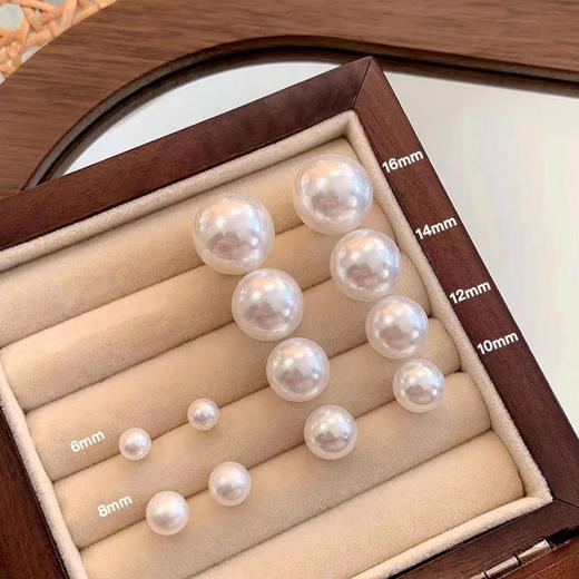 六鑫珠宝 s925纯银优品正圆珍珠耳钉 商品图1