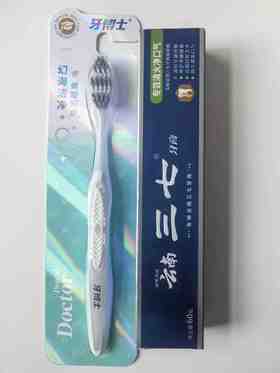 三七专效清火净口气牙膏60g效期27年3月＋牙博士牙刷（牙刷随机发）