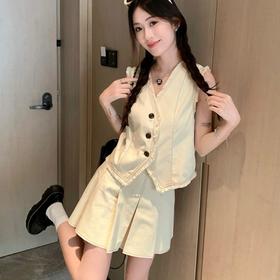 【AUChris澳克里斯小香风马甲两件套】 98% 棉斜纹面料 撞色缝纫线 +复古纽扣 富家乖乖女氛围直接拿捏住