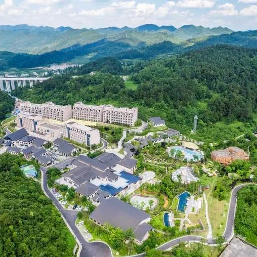 贵州贵阳避暑，息烽南山天沐温泉酒店￥1399元起/单人6晚/15晚/30晚康养度假，过22℃的夏天，泡氡温泉与赏山景 商品图0