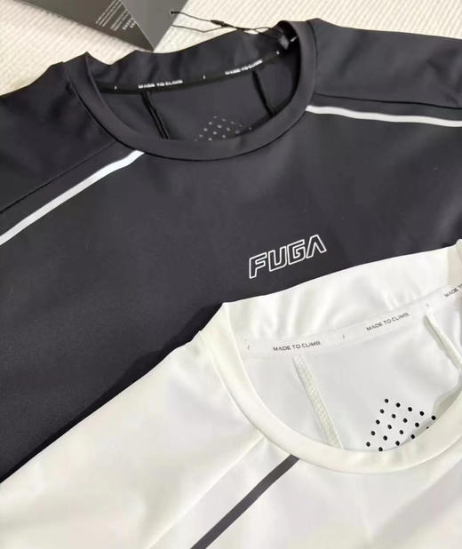 原单正品 KAILAS凯乐石FUGA跑山吸湿速干透气散热轻量弹力功能短袖T
两个色，尺码S-XXL
原价530 商品图3