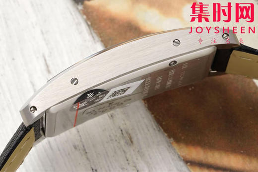 卡地亚新款AF坦克系列 美国坦克系列 中号 瑞士石英系列 女士腕表 商品图7