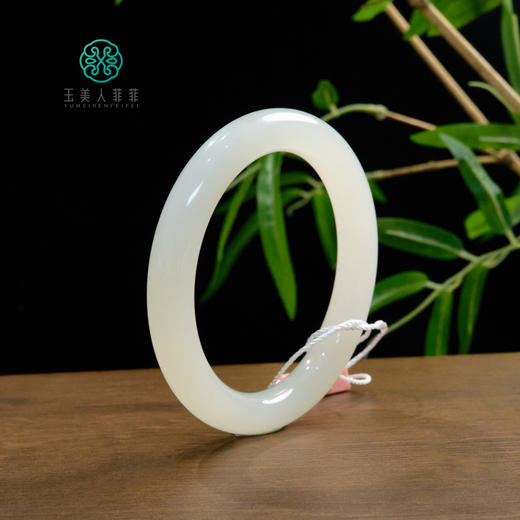 菲菲严选# HD玉美人菲菲~羊脂玉和田玉手镯 商品图0