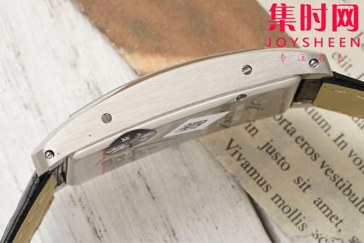 卡地亚新款AF坦克系列 美国坦克系列 中号 瑞士石英系列 女士腕表 商品图7