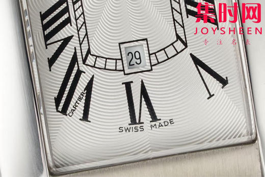 卡地亚新款AF坦克系列 美国坦克系列 中号 瑞士石英系列 女士腕表 商品图4