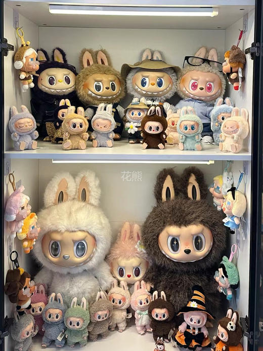 【CASET*FY·手机壳全新拉布布系列】LABUBU&C门手机壳最全合集 LABUBU到底有多火?(闯遍国际进军戛纳~果然时尚的尽头是童心未泯!原版手机潮搭配饰十手机链 商品图2