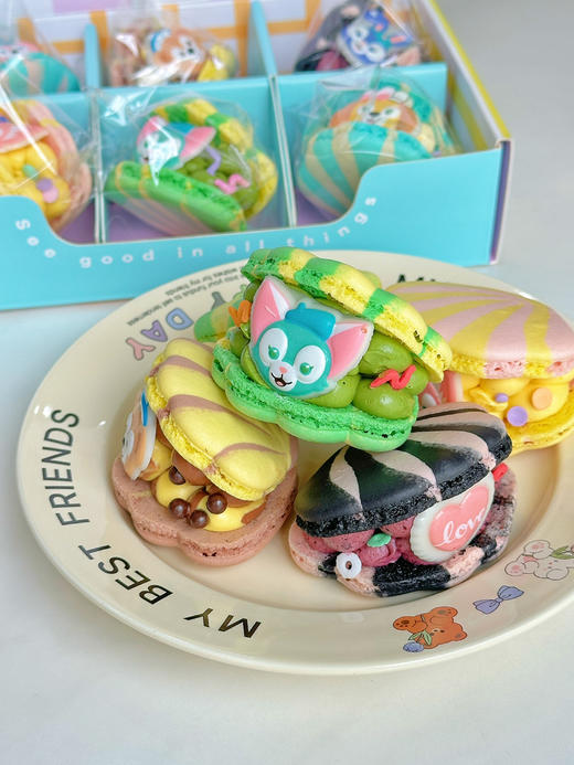 【现货】六一限定贝壳马卡龙礼盒（卡通糖片随机） 商品图0