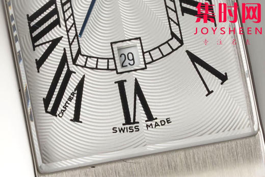 卡地亚新款AF坦克系列 美国坦克系列 中号 瑞士石英系列 女士腕表 商品图4