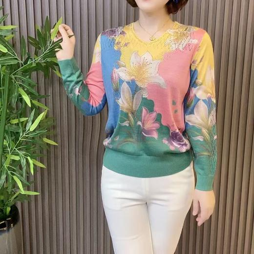 2025夏季镶钻天丝针织衫时尚显瘦长袖V领 商品图1