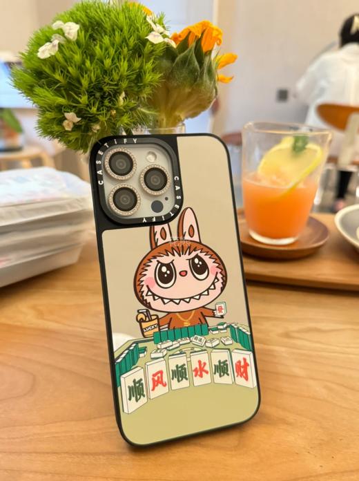 【CASET*FY·手机壳全新拉布布系列】LABUBU&C门手机壳最全合集 LABUBU到底有多火?(闯遍国际进军戛纳~果然时尚的尽头是童心未泯!原版手机潮搭配饰十手机链 商品图4
