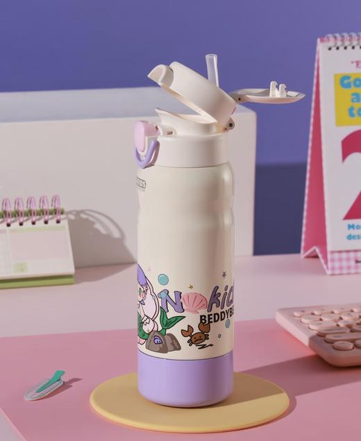 【品牌直发】【杯具熊N-Kid熊孩子系列】圈圈儿童壶480ml/双饮保温杯600ml/星辰双饮/运动水杯/分仓保温/海洋球塑料杯 一盖两用双饮杯吸管杯茶杯杯盖儿童幼儿园水壶316不锈钢IP联名 商品图9