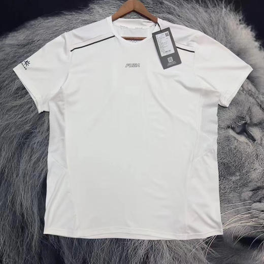 原单正品 KAILAS凯乐石FUGA跑山吸湿速干透气散热轻量弹力功能短袖T
两个色，尺码S-XXL
原价530 商品图1