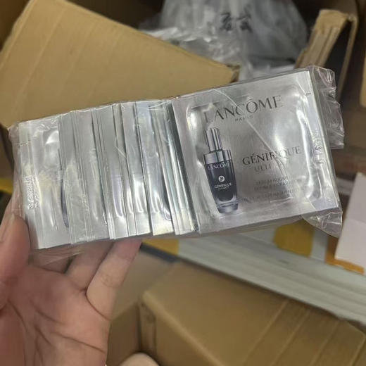 【超级补贴】兰蔻小黑瓶肌底液 1ml×50 片（一袋）到手 50ml（新日期 27 年） 商品图0