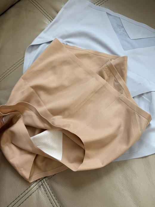 62-1 三色一盒不拆卖 LP一片式无痕 女士 中腰内裤 客供料 亲肤贴合舒适 商品图6