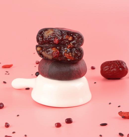 29.9到手3盒元气核桃枸杞饼粗粮饼0蔗糖添加全麦粉多种本草食材软糯夹心办公休闲小零食独立包装配料表干净基地直邮 商品图4